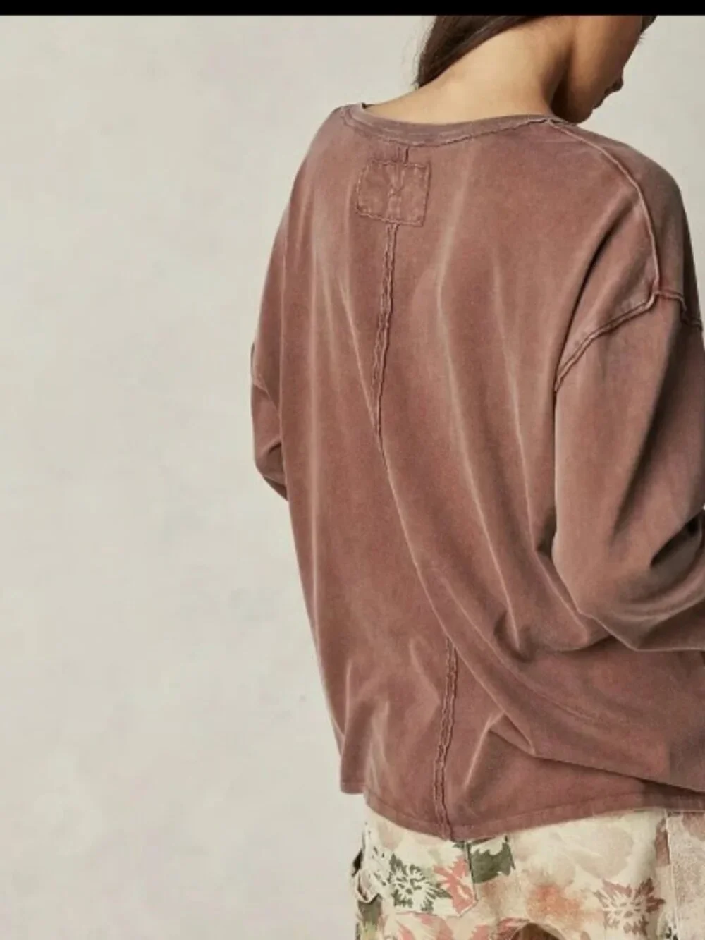 WE THE FREE PEOPLE FADE INTO YOU UMBER EARTH LONG SLEEVE OVERSIZED POCKET TEE XS